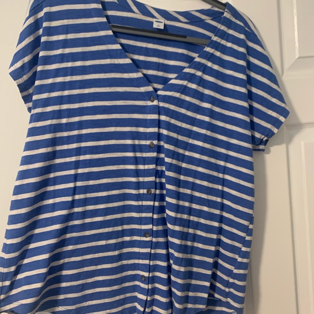 Blue and white stripped button tee